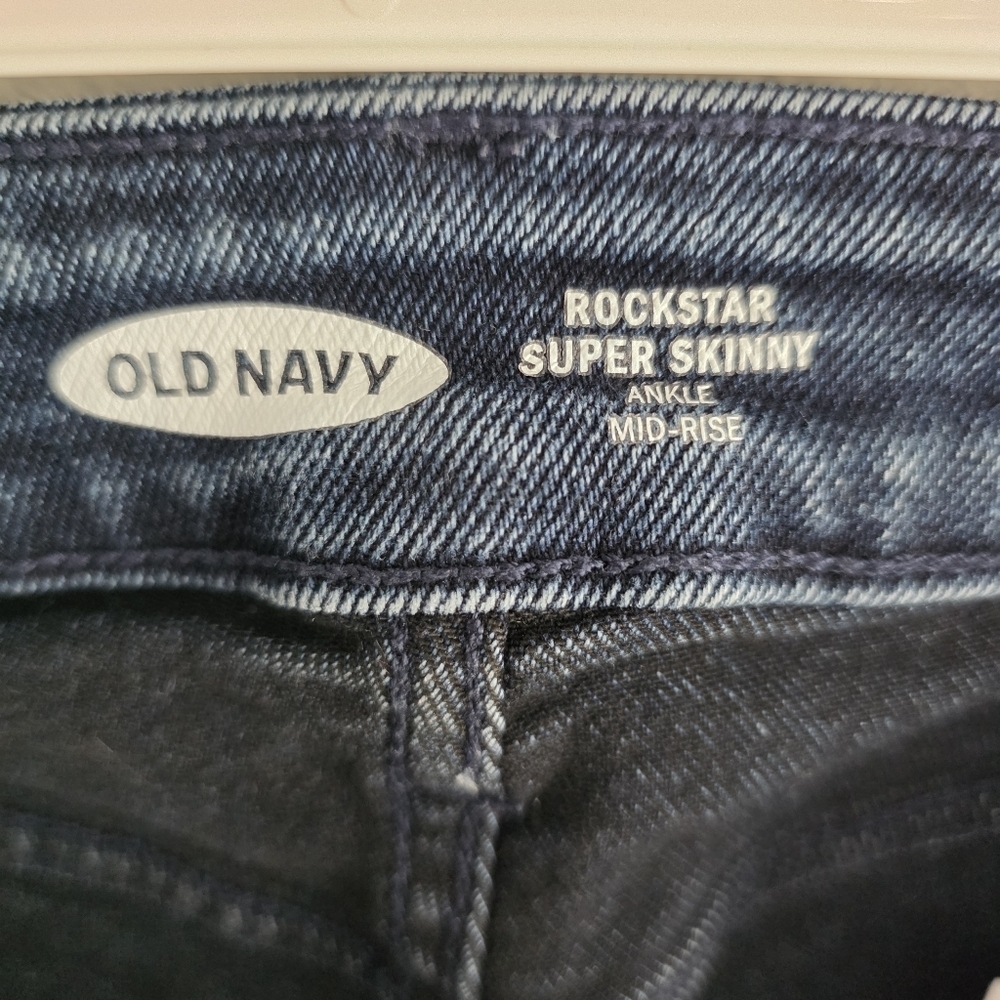 Old Navy Womens Rockstar Super Skinny Ankle Mid-Rise Dark Wash Denim Jeans Sz 0 - Picture 8 of 9
